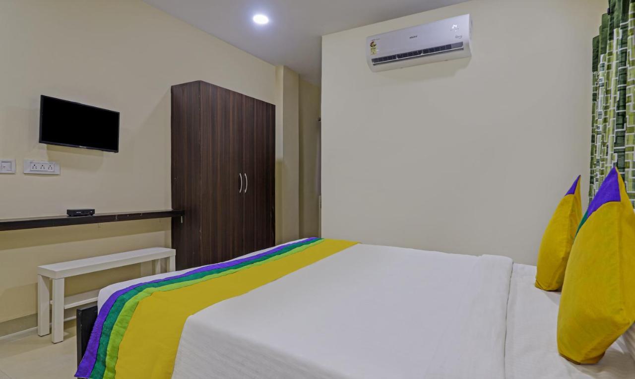 Treebo Trip Airport Pride Inn Hyderabad Exterior foto